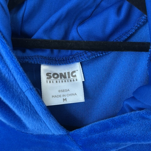 Sonic the Hedgehog dress - Picture 3 of 8